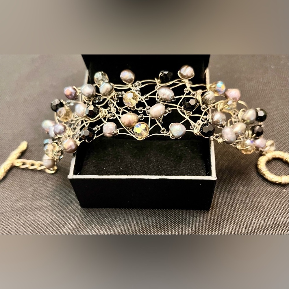 Vintage Handmade Wire Wrapped Bracelet Freshwater Pearl Aurora Borealis Bead Art